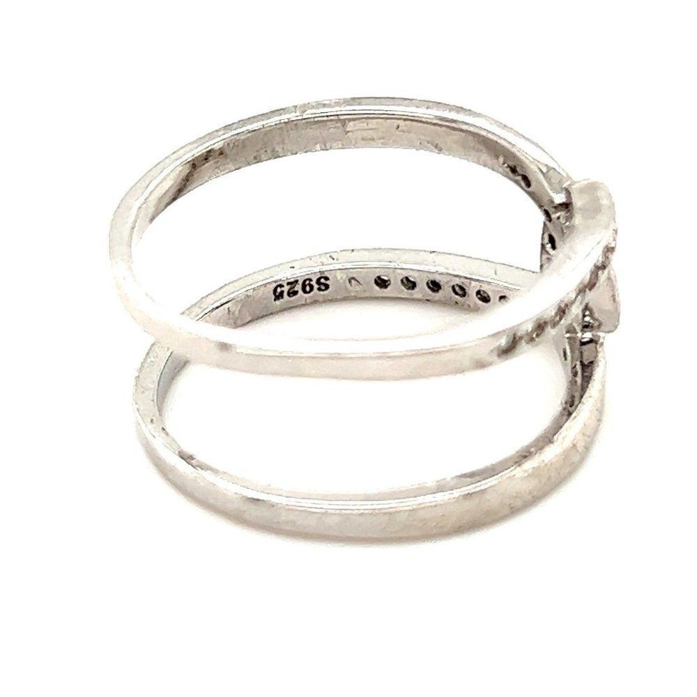 Crossover Cz Ring - Picture 4 of 7